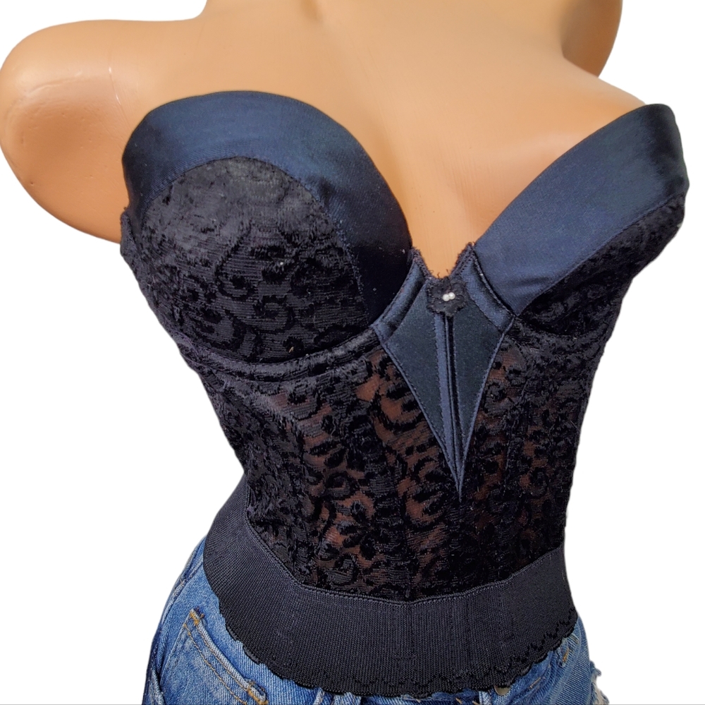 CARNIVAL Vintage Low Back Corset Bra Sz 32A Black NWT